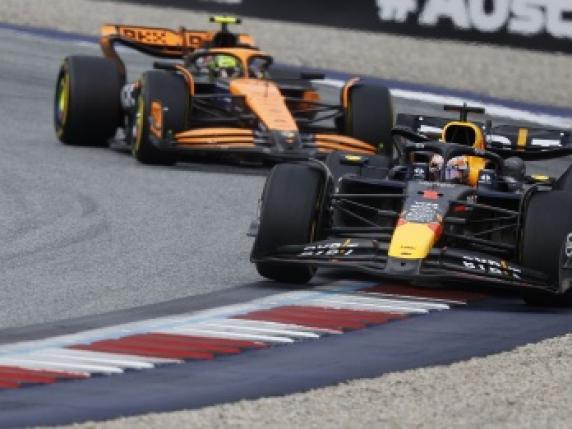 Gp Austria: vince Russell. Incidente Norris-Verstappen. «Max ammetta l'errore o perde il mio rispetto».  L'olandese: lui aggressivo