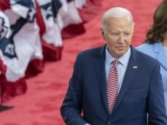 Biden per il New York Times «sta valutando se ritirarsi», ma la Casa Bianca smentisce