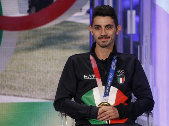 Massimo Stano medaglia dÂ?oro nella marcia a Tokyo 2020, durante la trasmissione televisiva Â?Â?Porta a PortaÂ?Â? in onda su Rai1,  Roma 24 settembre 2021. ANSA/FABIO FRUSTACI