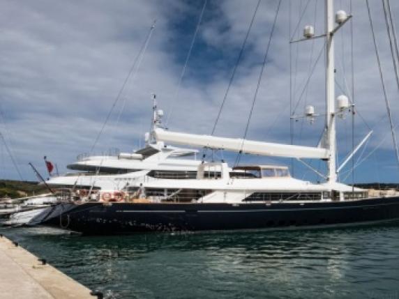 Il veliero affondato a Palermo, un morto e 6 dispersi. Tra loro il magnate inglese Mike Lynch e il presidente di Morgan Stanley 