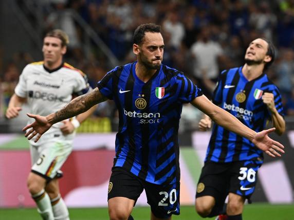 Inter-Lecce:  gol di Darmian, raddoppia Calhanoglu su rigore  Diretta 2-0