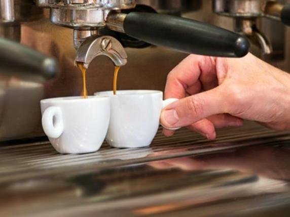 Carissimo caffè, a Torino l’espresso al bar vola a 1,50 euro