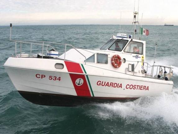 Taranto, escono in barca e non fanno più ritorno: tre uomini scomparsi, ricerche fino in Calabria