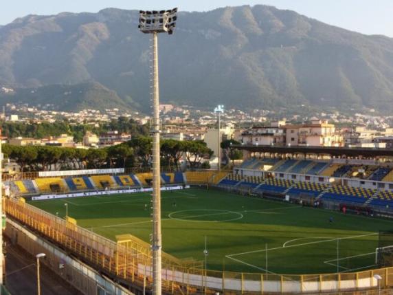 La Juve Stabia ritrova il Romeo Menti: ok dalla Commissione di Vigilanza, la «prima» il 14 con il Palermo