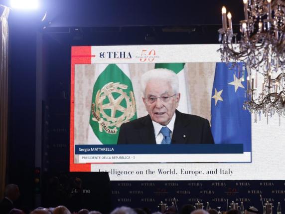 Forum di Cernobbio, il LIVE | Mattarella: «Sconcertanti le critiche alle scelte Ue quando arrivano da protagonisti». Atteso Zelensky, vedrà Meloni