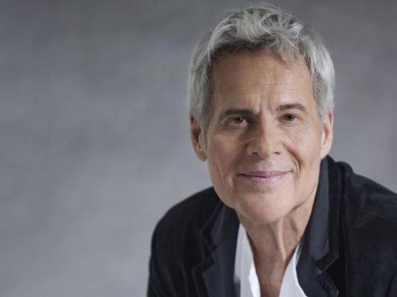 Claudio Baglioni: vorrei cantare alla Scala ma temo le polemiche