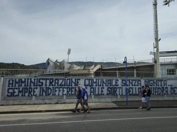 Contestazione della Curva Nord, la sindaca risponde: «Dialogo aperto con tutte le parti»