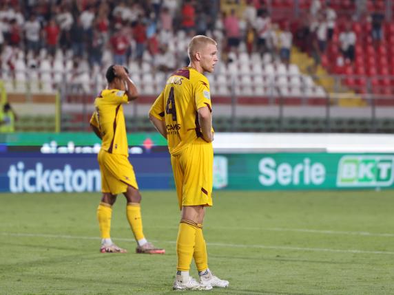 Var in tilt in Salernitana-Pisa: partita rinviata