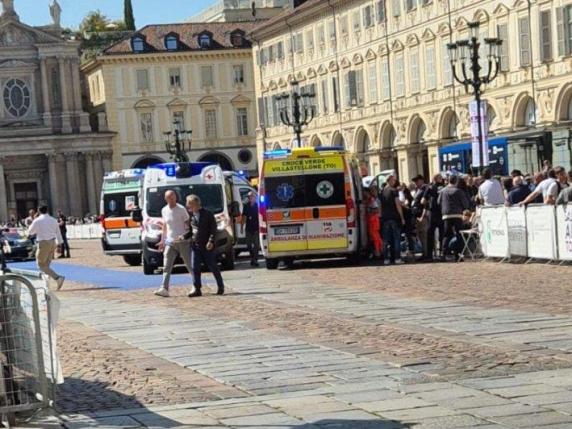 Incidente al Salone dell'Auto di Torino, è scontro politico: «Le sgasate in piazza San Carlo sono una idiozia»