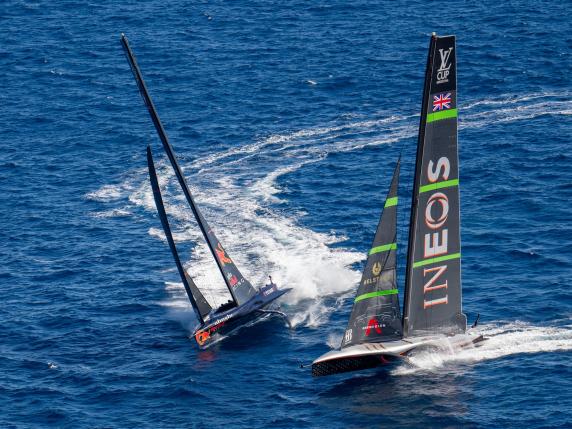 Verso le finali di Vuitton Cup, Ineos Britannia e il brutto incidente sfiorato: le colpe di Alinghi e la caduta dai foil. «Mai più così vicini!»