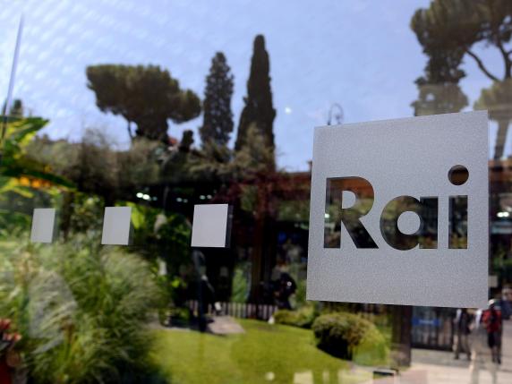 Rai, il canone torna a 90 euro La web-tax dei colossi ora è per tutti