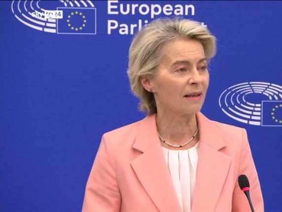 Commissione Ue, la trama di von der Leyen tra pesi e contrappesi