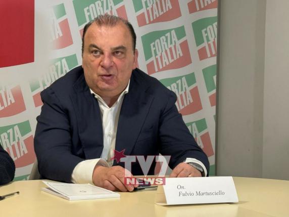 Martusciello: «Forza Italia non in linea con il Ppe? Conta il nostro ok alla risoluzione»