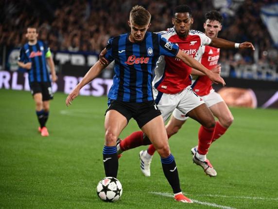 Atalanta-Arsenal: Retegui fallisce il rigore, poi Raya fa il miracolo sulla ribattuta Diretta 0-0