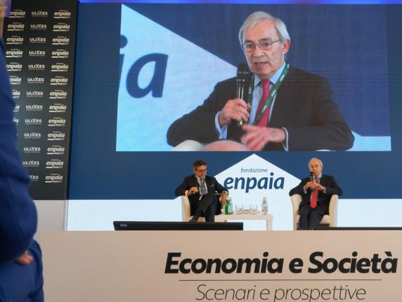 Pissarides: «Aumentare gli investimenti fino al 5% del Pil per migliorare produttività»