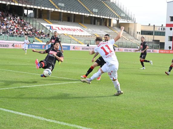 Padova-Vicenza 1-0, biancoscudati in vetta alla classifica a più quattro dal Renate