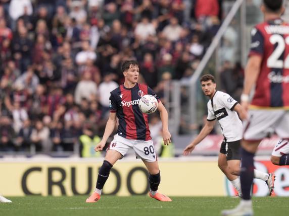 Bologna-Parma 0-0. I rossoblu non sanno più vincere, gli avversari resistono in 10