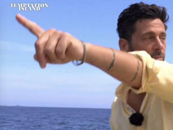 Temptation Island, le pagelle: Bisciglia guardia costiera (voto 9), la «gratitudine» di Alfred (voto 2)