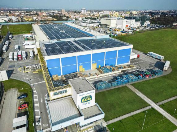 Verona, il gruppo Rana investe 1,7 milioni nel fotovoltaico: nuovo maxi impianto sul tetto del centro logistico