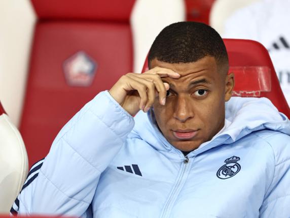 Mbappé «indagato per violenza sessuale». La denuncia di una donna in Svezia. Lui: «Tutto falso»