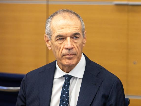 Cottarelli: «La manovra? Il ceto medio è stato penalizzato, non c’è il taglio delle tasse promesso»