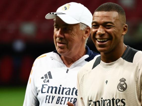 Ancelotti difende Mbappé dopo le accuse di violenza sessuale: «Sta bene, non commento le speculazioni»