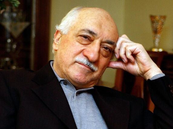 È morto Fethullah Gülen: nel 2016 fu accusato da Erdogan di essere il regista del fallito colpo di stato