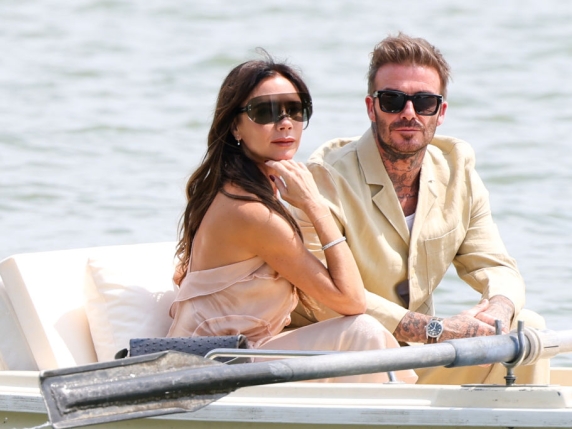 David e Victoria Beckham annunciano rottura con il figlio Brooklyn, anche sui social