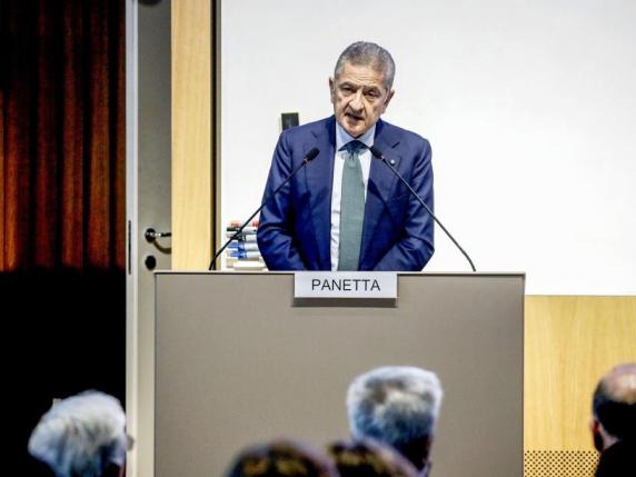 Panetta: la Bce cambi rotta e tagli i tassi. Più certezze al mercato per rilanciare consumi e investimenti