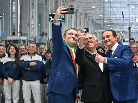 Stellantis, Lo Russo: «Il selfie con Tavares? Un errore, non lo rifarei». E al ministro Urso: «Ora è il momento di passare alle proposte»