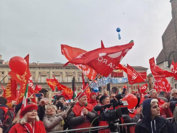 Metalmeccanici in sciopero: presidi per una settimana davanti alle fabbriche