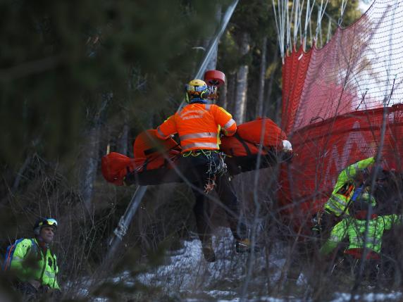 Sarrazin cade nelle prove della libera di Bormio: trasportato in ospedale in elicottero