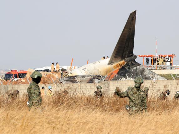 Le tre ipotesi sull'incidente aereo in Corea del Sud (e il giallo del carrello di atterraggio non dispiegato)