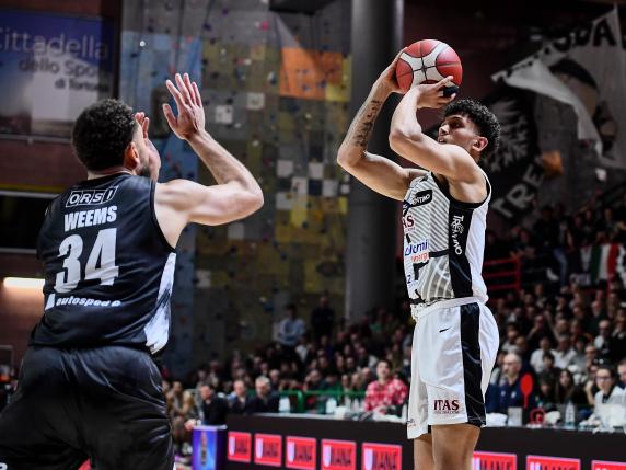 Tortona-Trento: 91-77. Brutto passo falso per l'Aquila