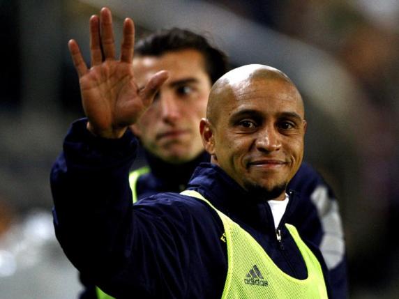 Roberto Carlos ha 11 figli con 7 donne diverse: oggi ha chiesto il divorzio e dorme ospite del Real Madrid