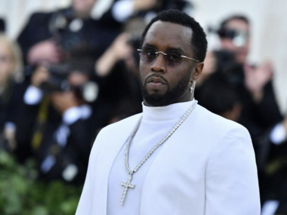 Sean Combs, altre due donne lo accusano. «Tenute in ostaggio e violentate in una suite del Trump Hotel a New York»