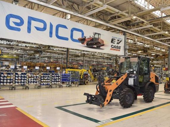 Cnh, lo stabilimento di Lecce è il più produttivo d’Italia: in busta paga gli 845 dipendenti troveranno premio da 1.800 euro