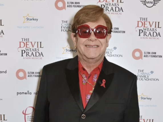 Elton John: «“Who Believes In Angels?” è stato uno dei dischi più difficili che abbia mai realizzato, sono stato un incubo per tutti, ma non potrei essere più orgoglioso del risultato»