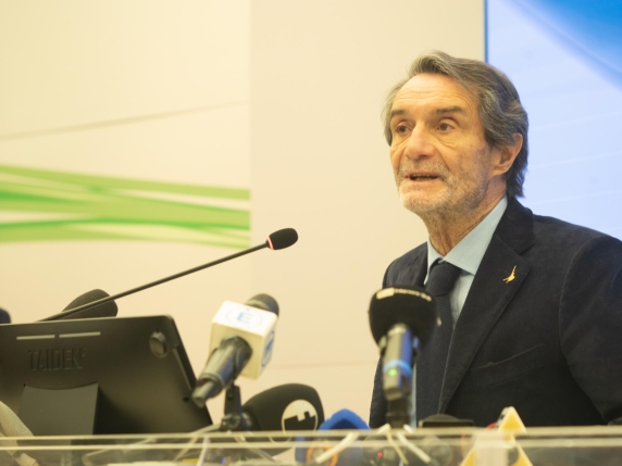 Fontana: «Roma un pantano». Il fronte del Nord agita la Lega