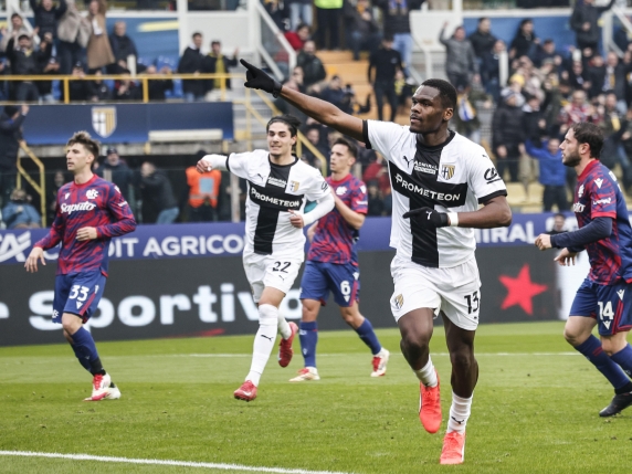 Parma, per Chivu buona la prima: battuto 2-0 il Bologna, in gol Bonny e Sohm