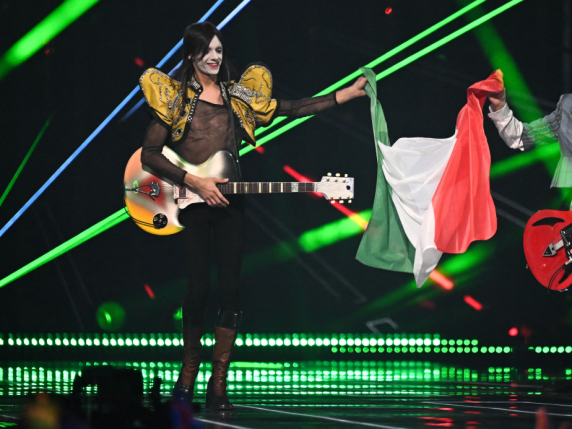 Eurovision 2025, via alla finale: il siparietto Hunziker. Attesa per Corsi e Ponte. Diretta | L Eurovision 2025, via alla finale: il siparietto Hunziker. Attesa per Corsi e Ponte. Diretta | L