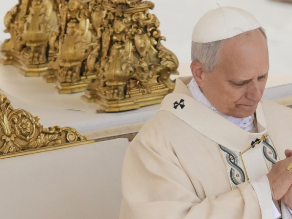 Leone XIV al rito di insediamento a San Pietro: «Io scelto senza merito, Dio ci vuole uniti». Presenti Zelensky, Vance e Rubio Leone XIV al rito di insediamento a San Pietro: «Io scelto senza merito, Dio ci vuole uniti». Presenti Zelensky, Vance e Rubio