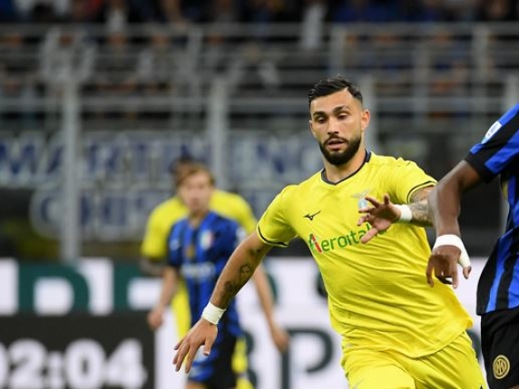 interlazio bisseck la sblocca su corner così nerazzurri primi in classifica diretta 10parmanapoli e le altre azzurri fermi sul pari