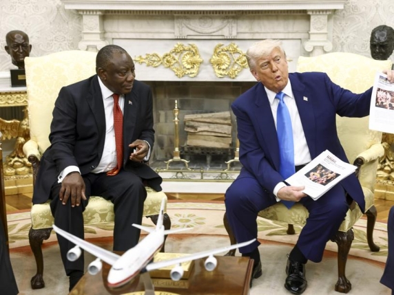 le foto del genocidio dei bianchi in sudafrica mostrate da trump sono in realtà scattate in congo 