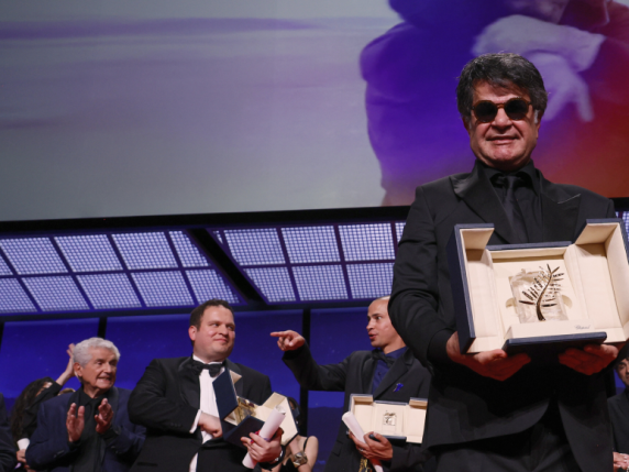 Festival di Cannes, Palma d'oro a Jafar Panahi: «La cosa più importante è la libertà dell'Iran» | Perché Martone è stato punito? 
