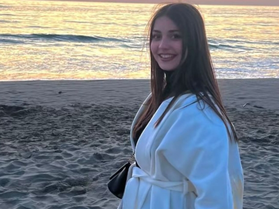 Trascinata da un'auto per metri: Valentina, morta a 17 anni in un incidente