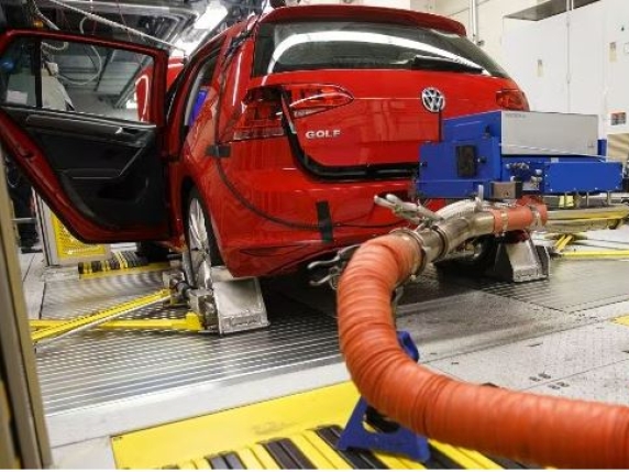dieselgate 4 ex manager volkswagen condannati per frode truccavano i test sulle emissioni