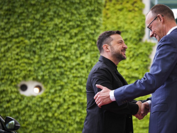 merz promette sostegno a zelensky sulla produzione di missili reazione di mosca trump putin ha 2 settimane per trattare da Xml2.corriere.it merz promette sostegno a zelensky sulla produzione di missili reazione di mosca trump putin ha 2 settimane per trattare
