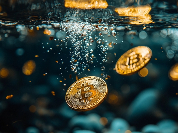 Indagine: 28 miliardi di dollari di denaro sporco investiti nelle criptovalute