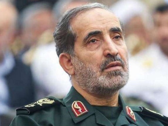 Ucciso Shadmani, il militare più vicino a Khamenei: era stato nominato 4 giorni fa. L'Iran annuncia: «Attacchi massicci con droni»